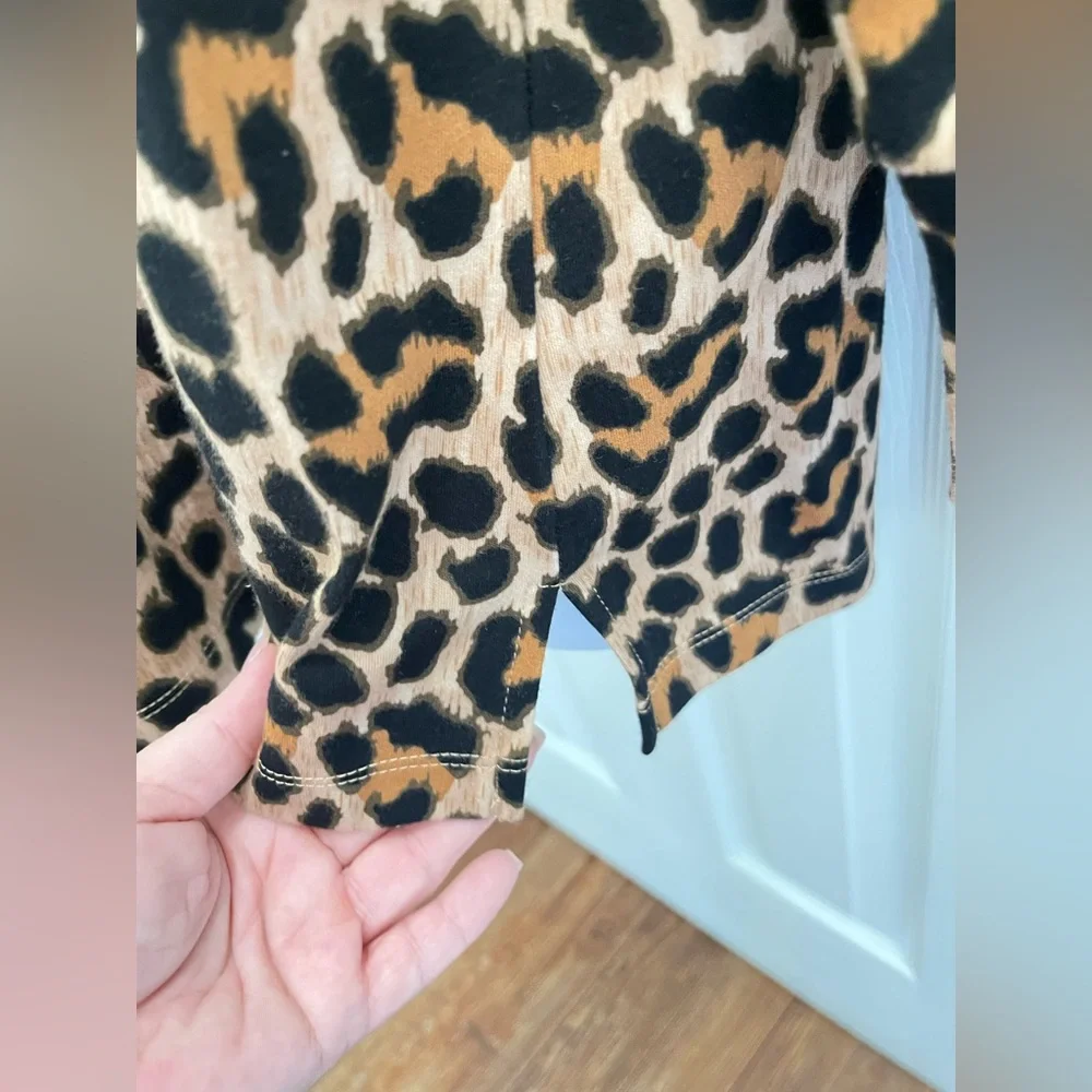 Quacker Factory Leopard Shirt - Picture 5 of 5